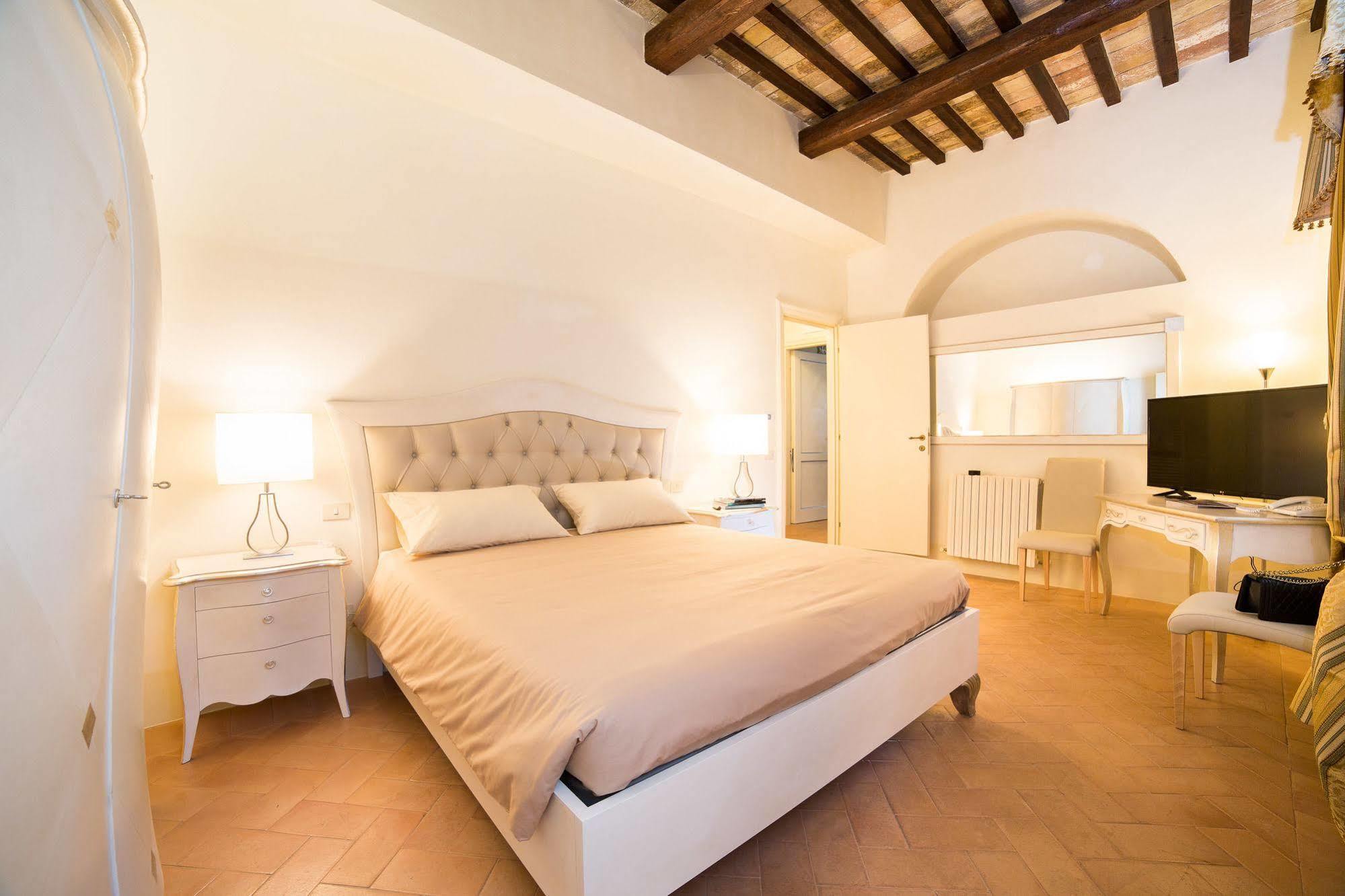 Palazzo Gentili Apartment San Severino Marche Exterior photo
